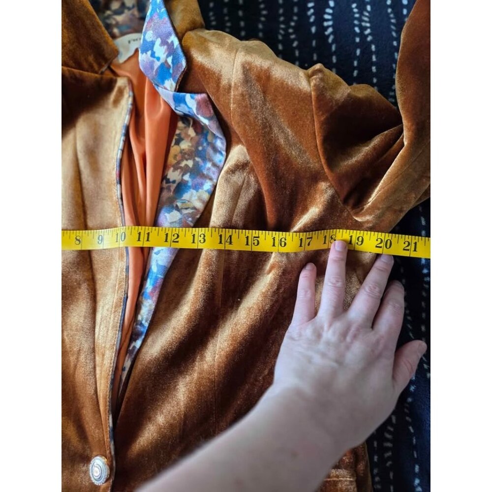 Women's blazer size medium - Picture 7 of 8